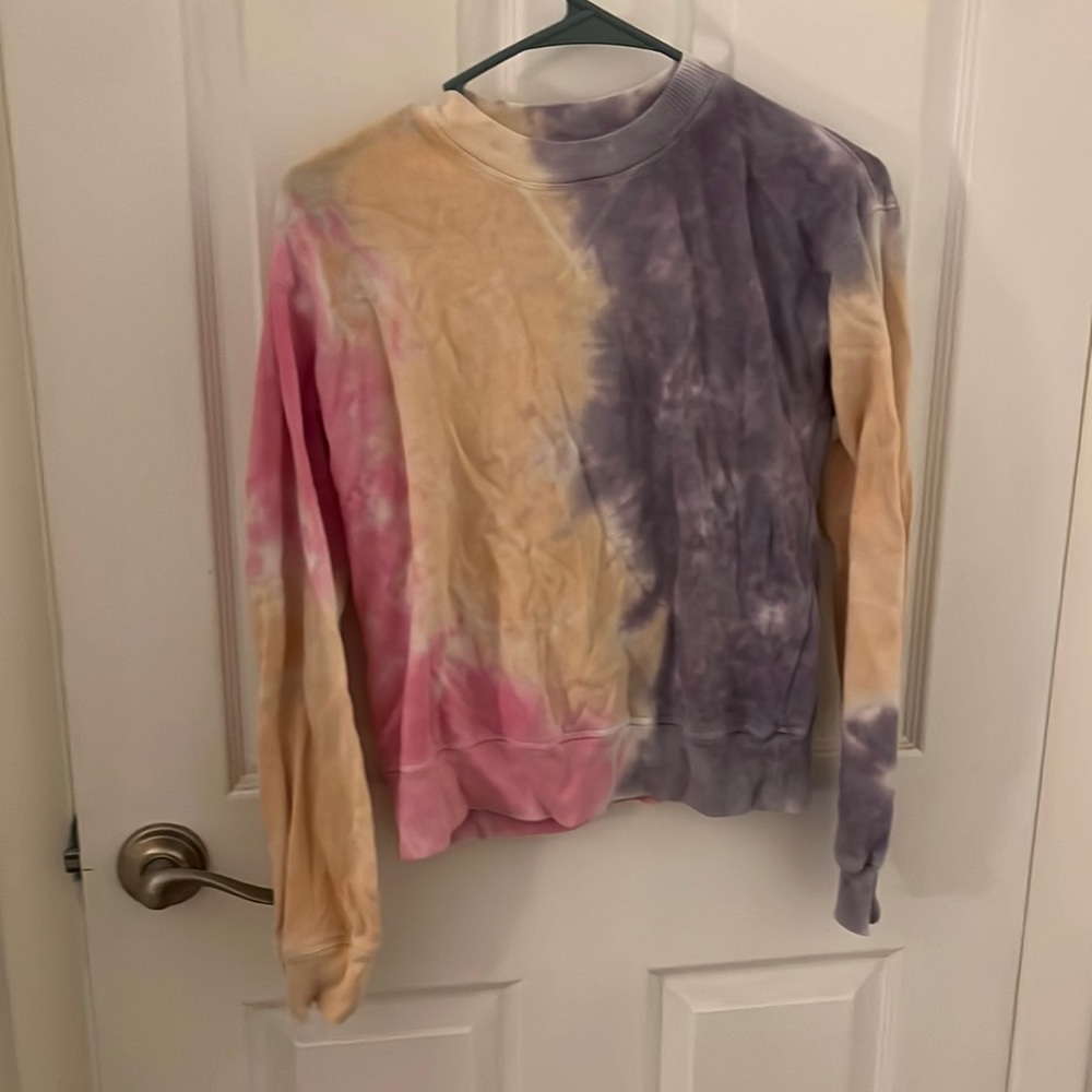 tye dye crewneck